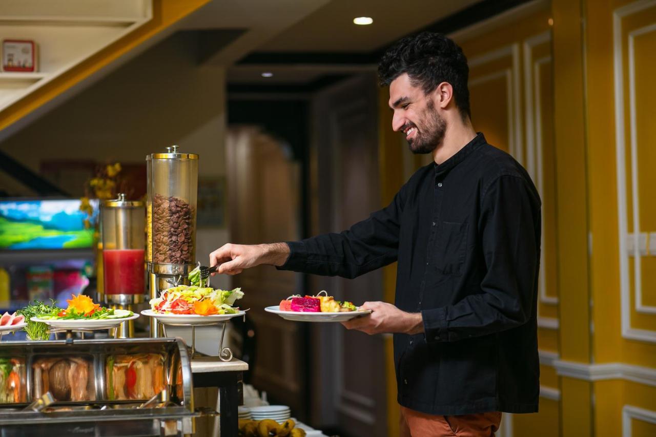 Lavender Central Hotel & Spa Hanoi Bagian luar foto