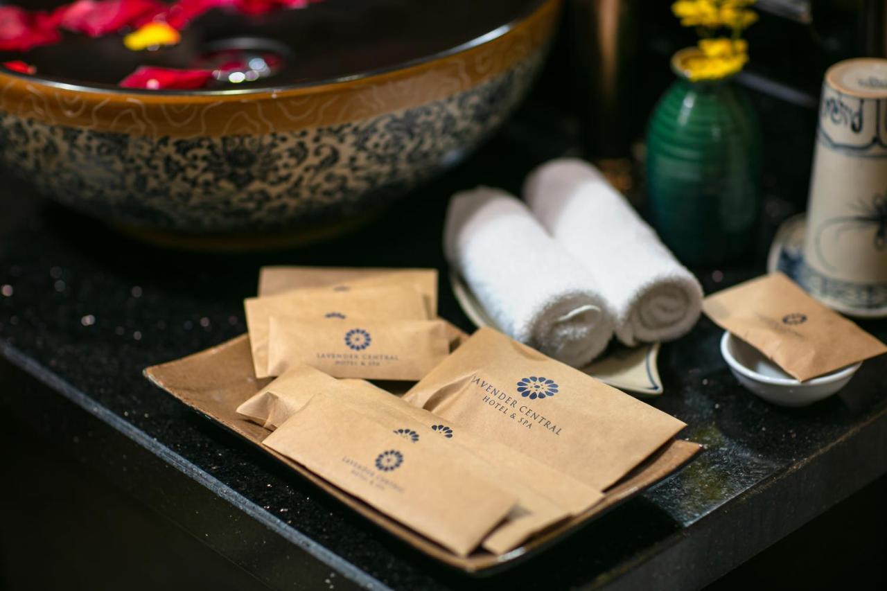 Lavender Central Hotel & Spa Hanoi Bagian luar foto